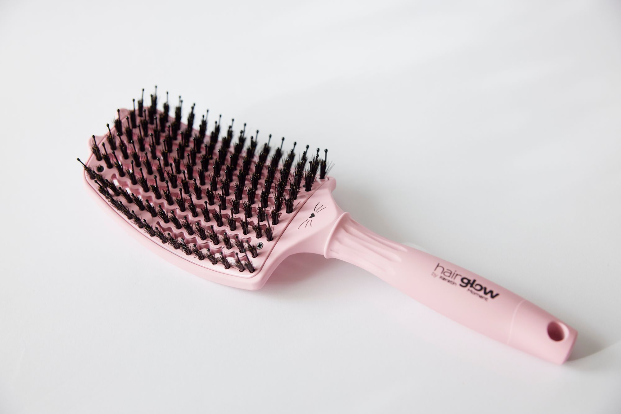 Szczotka Meow Brush - idealna do włosów po zabiegach wygładzających HairGlow Meow Brush - masująca szczotka do suszenia po keratynie i nanoplastii
