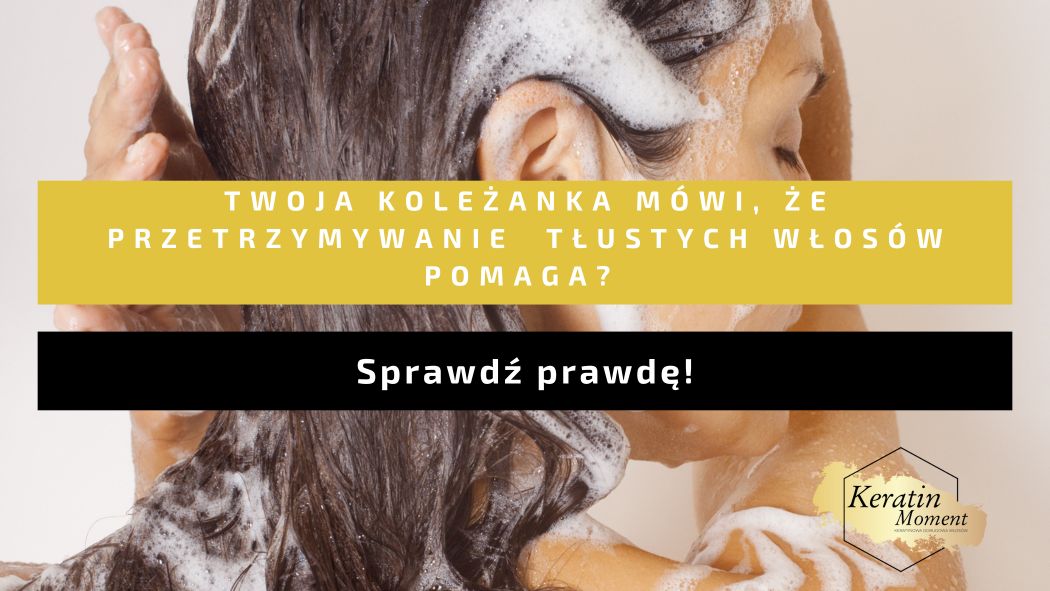 Kobieta myjąca włosy pod prysznicem