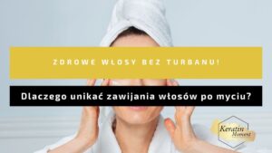 Kobieta osuszająca włosy ręcznikiem po umyciu