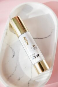 HairGlow serum z ceramidami -intensywna odbudowa włosów zniszczonych stylizacją